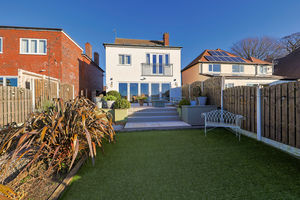 95A Foljambe Avenue